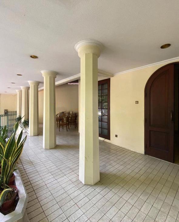 Rumah di Jual Jl. Karang Asem, Posisi Hoek Mega Kuningan